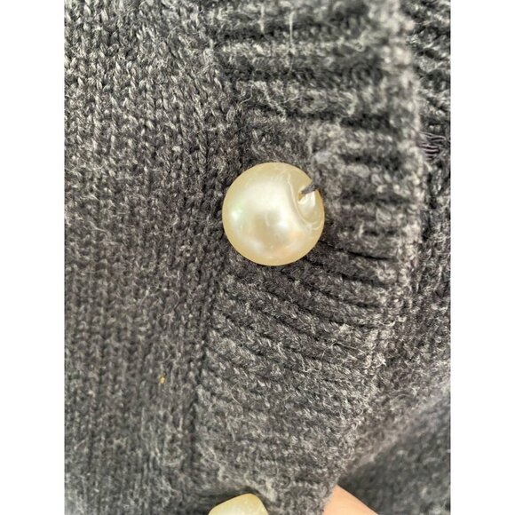 COPY - Cabi #3533Snap Front Cultured Pearl Button 3/4 Sleeve Knit Cardigan In S… - Picture 4 of 6